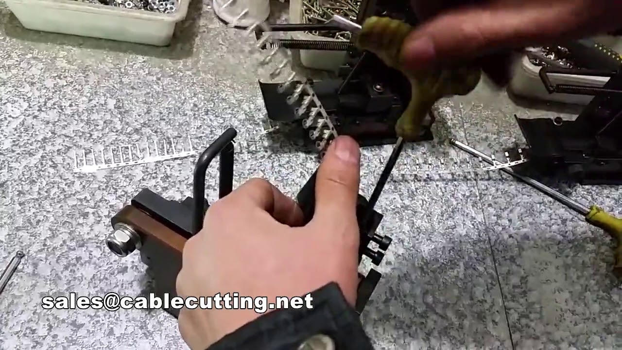 Horisontell formterminalpressmaskin – installation och felsökning av applikator (steg-för-steg-video)